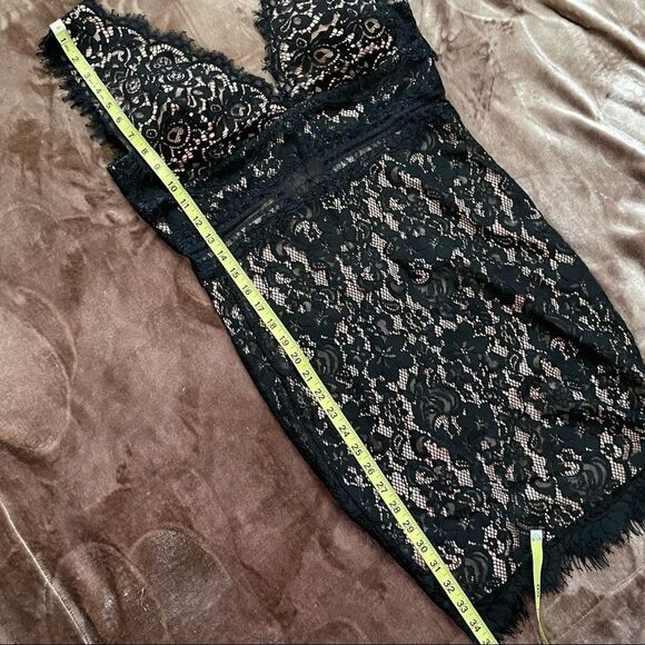 Just Me Sleeveless Plunging Neckline Mini Dress Black Lace Over Nude Size Small - Picture 12 of 14